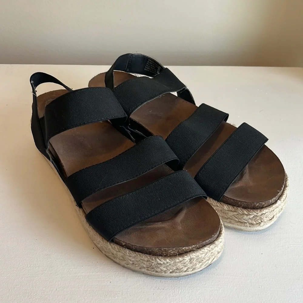 Madden Girl Crispp Black Espadrille Platform Sandals Size 7.5